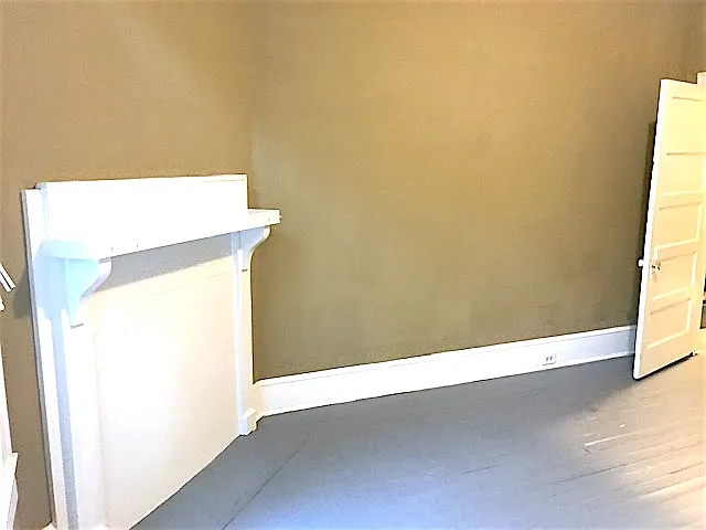 627 W Broad St — Photo 16