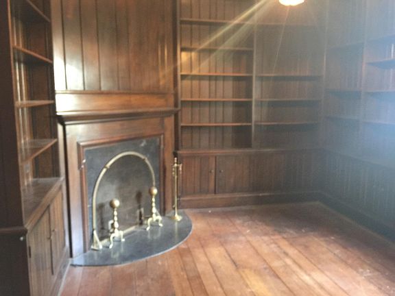 5th image of 4 Tanglewood Ln