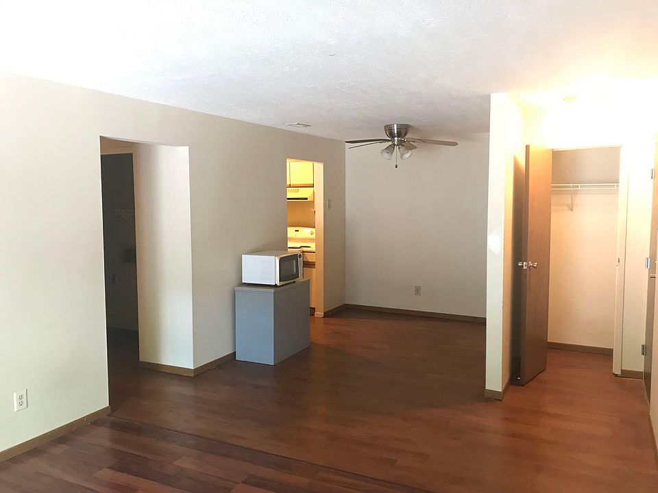 1st image of 521 Martin Luther King Dr W APT B26