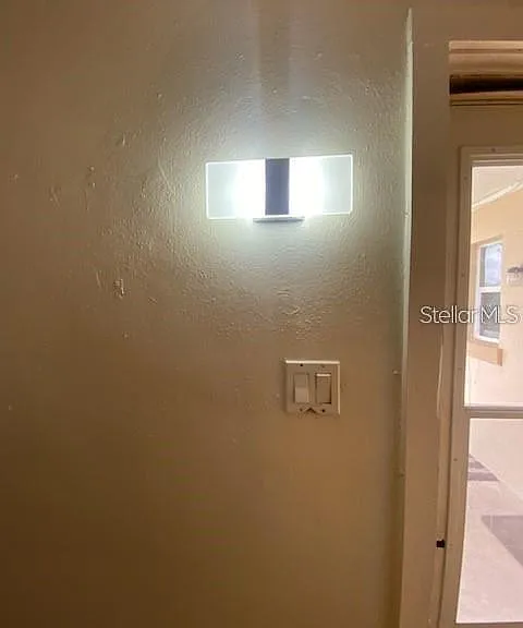 203 W Wall St #2 — Photo 5