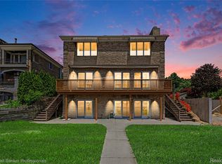 7351 Locklin, West Bloomfield, MI 48324