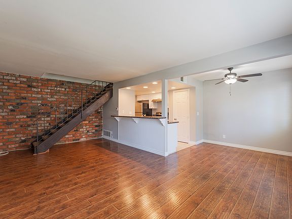 3rd image of 2044 N Avenida Vista Del Monte #2-1