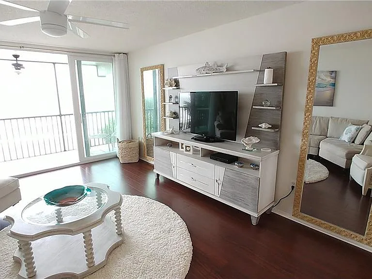 3235 Gulf Of Mexico Dr #A302 — Photo 4