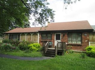 175 Smith Rd, Poughkeepsie, NY 12603