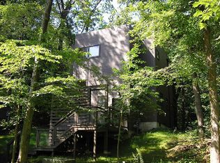 206 Tryon Farm Ln, Michigan City, IN 46360