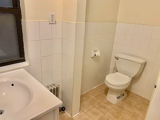 Rented by Oxford Property Group | media 11