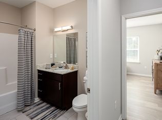 Avoca, Louisville, KY 40223
