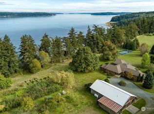 1306 Willow Pond Ln, Coupeville, WA 98239