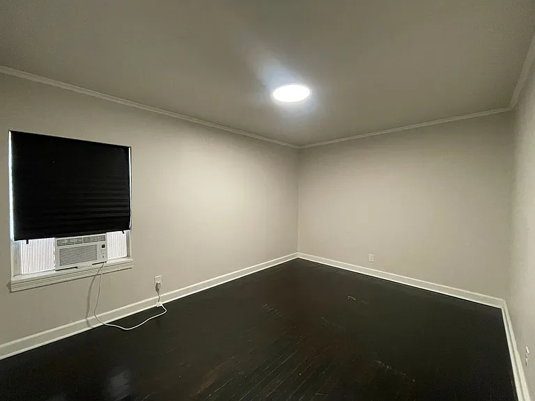2219 Gilbert Dr — Photo 11