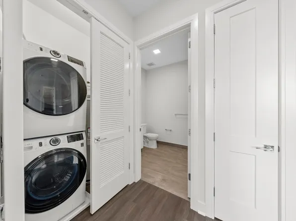 121 34th Street image 101 of 213