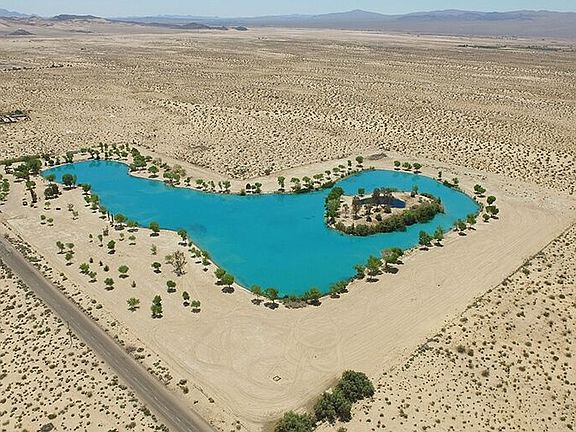Aerial View: 33 acres & Lake