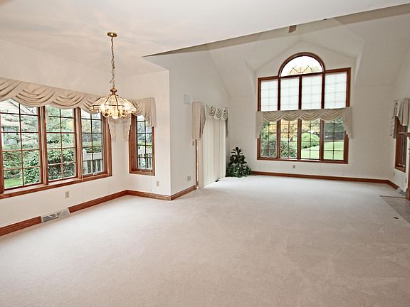 3rd image of 8517 S Country Club Dr #41