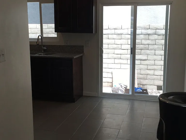 4353 Toland Way — Photo 42