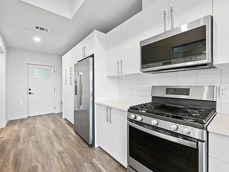 4004 Banister Ln #209-A — Photo 12
