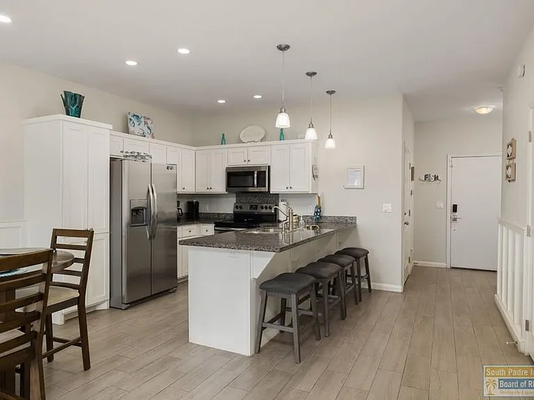 128 Las Joyas Blvd — Photo 2