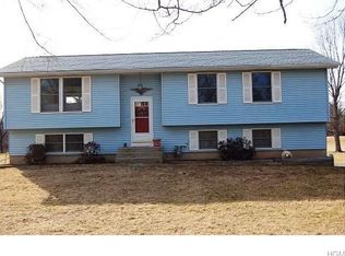 95 Bordens Rd, Walden, NY 12586