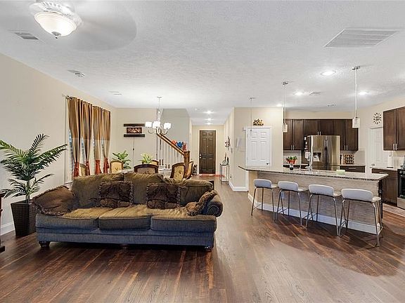 3rd image of 4114 Sherry Mist Ln