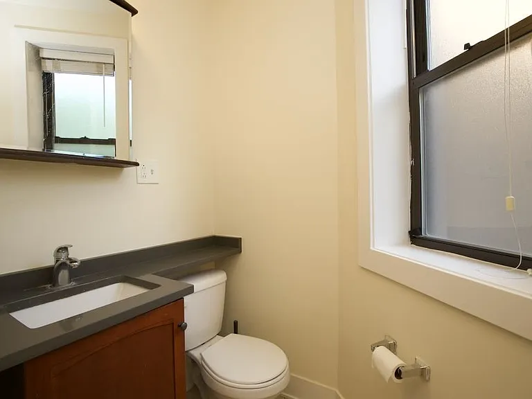2147 N Fremont St #N4 — Photo 17