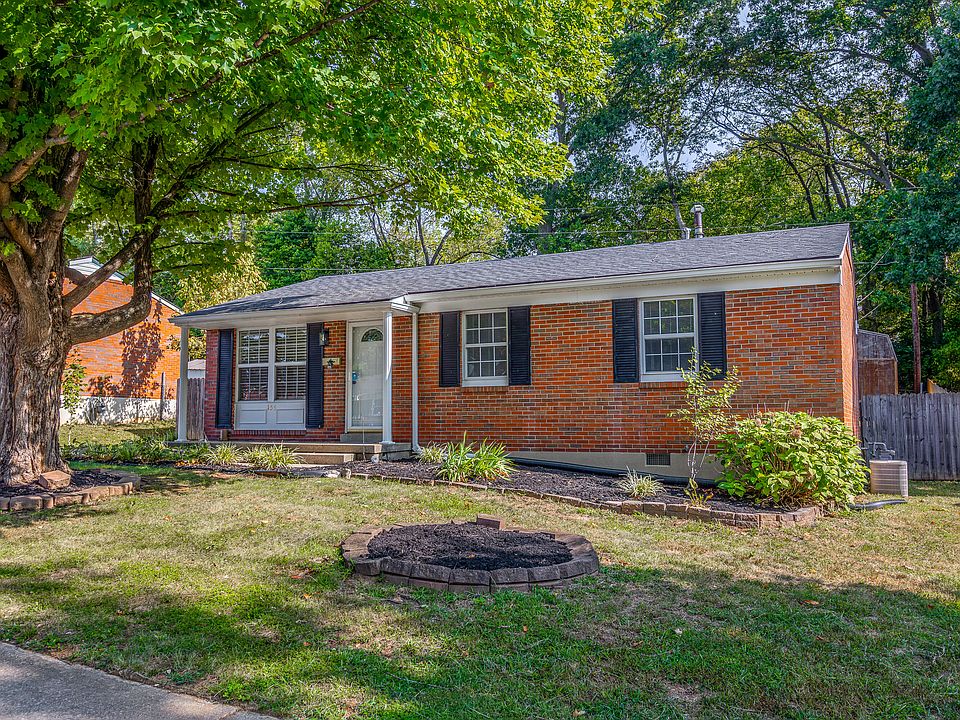 1st image of 155 Hickory Dr