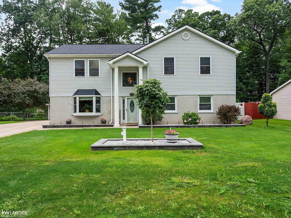 1st image of 52145 Brentwood Dr