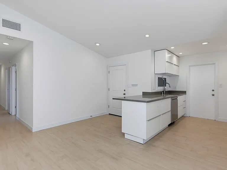 4996 Mount Almagosa Dr — Photo 15