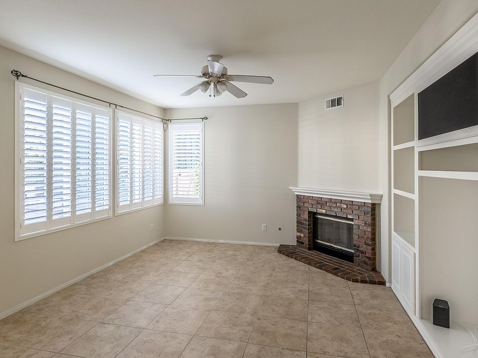 17 Rosslyn, Irvine, CA 92620 Zillow