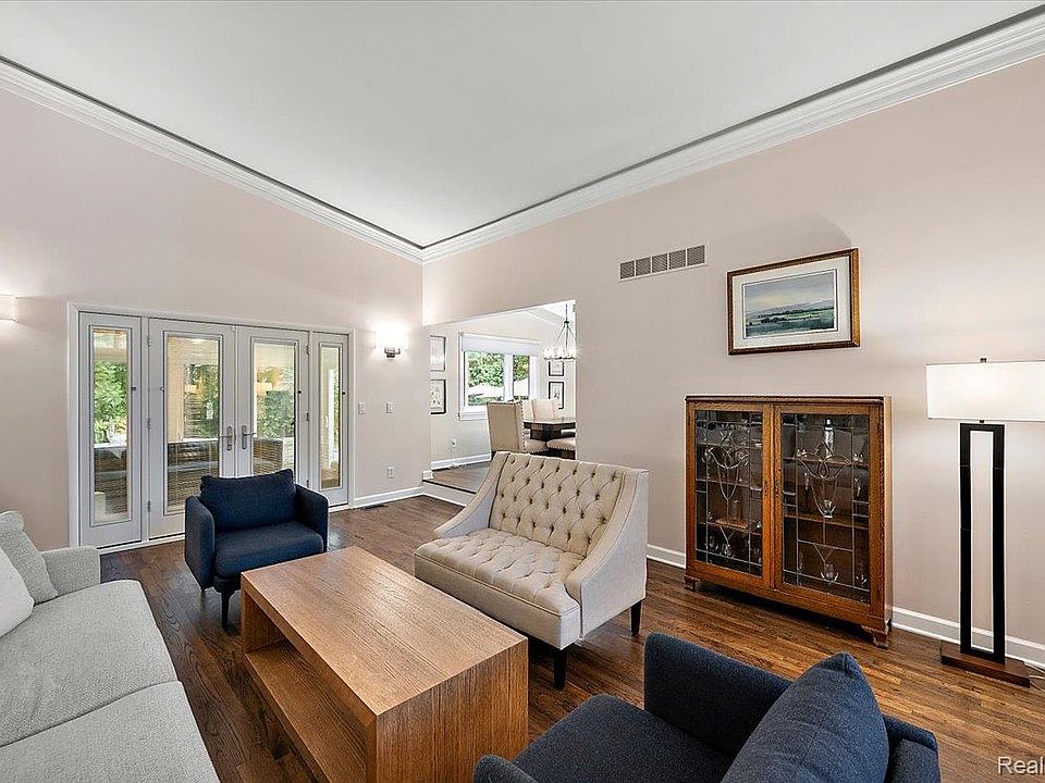 3588 Scott Dr, photo 7