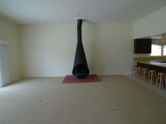 4th image of 413 S Lucia Ave