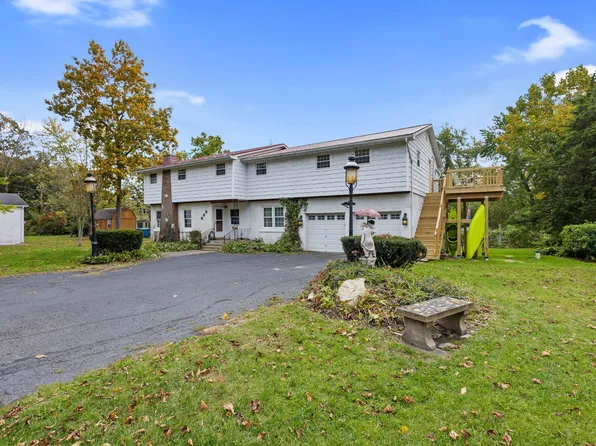 7325 W 143rd Ave, Cedar Lake, IN 46303