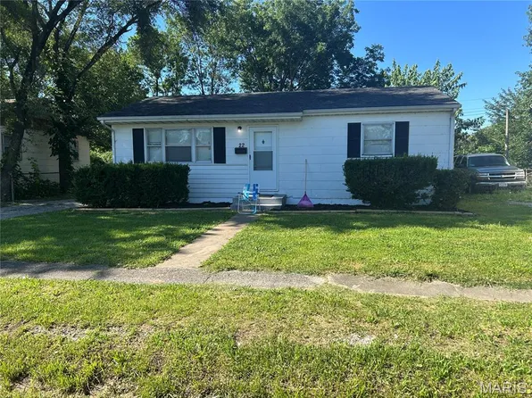 22 School St, Cahokia, IL 62206