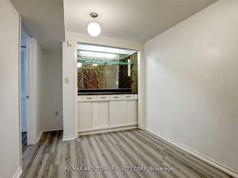 14 Angus Dr #LOWER — Photo 11