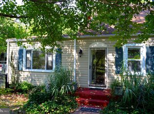 6708 Woodland Rd, Suitland, MD 20746