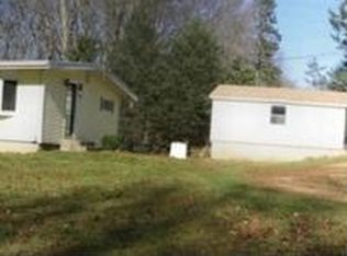 168 Pumpkin Hill Rd, Ashford, CT 06278