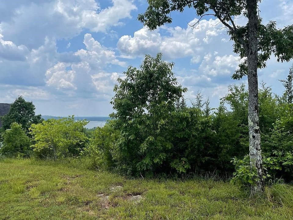 2nd image of 594 Rivers Edge Dr #35