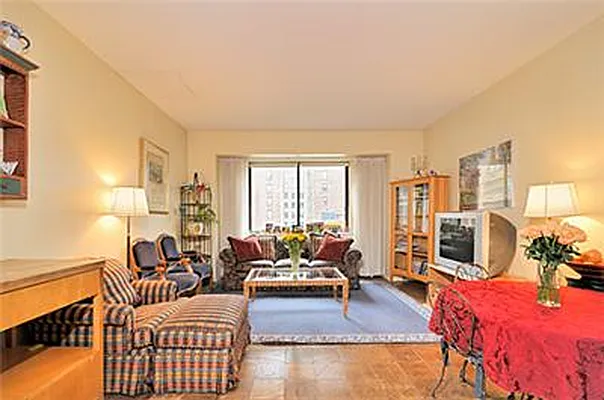 Rented by Fenwick Keats Real Estate | media 14