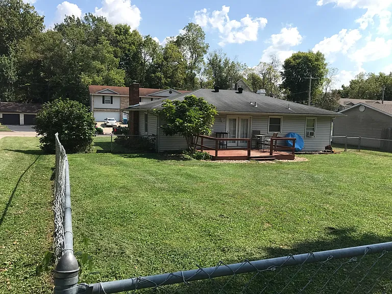 1261 N Keebler Ave — Photo 3