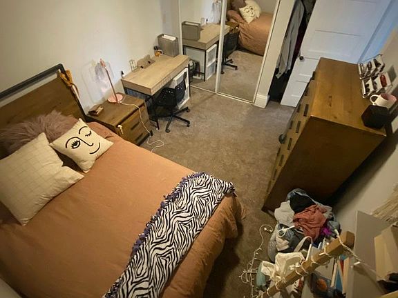 5th image of 816 W Lake St #201