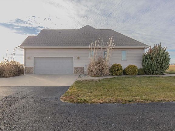 3rd image of 15228 E Holland Dr