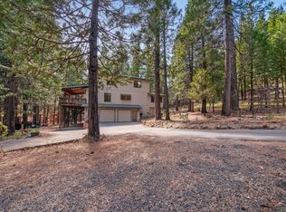 785 Loganberry Ln, Arnold, CA