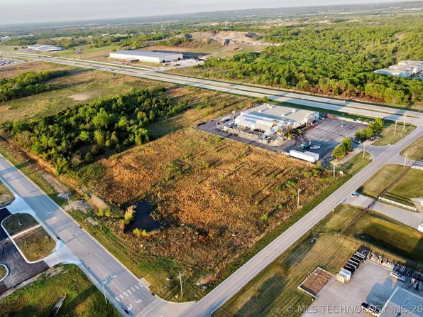 W 161st St, Glenpool, OK 74033