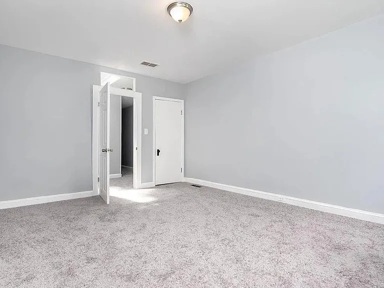 2806 Auchentoroly Ter — Photo 8