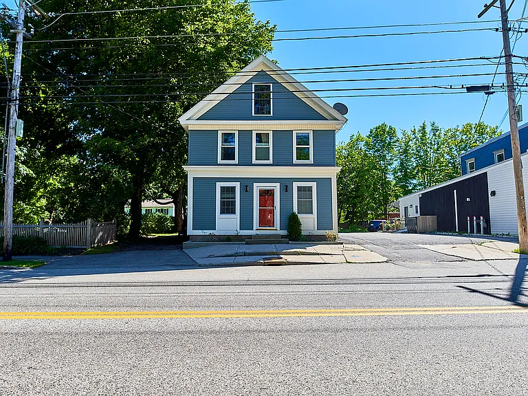 84 E Main St — Photo 3