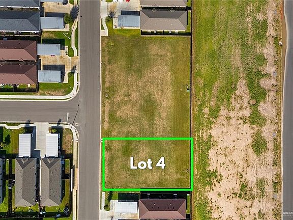 2nd image of 812 Sunset Ln