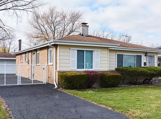 1384 Woodview Ave, Calumet City, IL