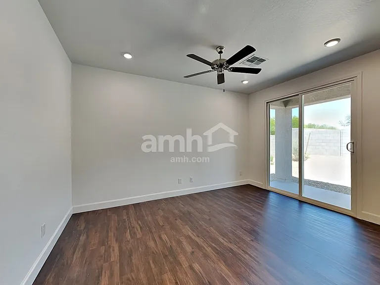 17166 W Lawrence Ln — Photo 6