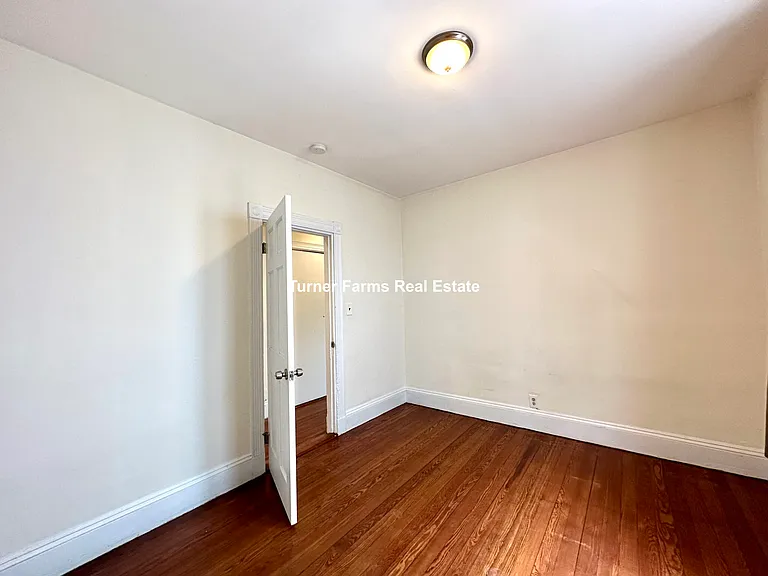 692 Columbia Rd #2A — Photo 24