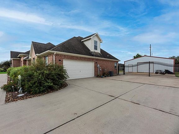 5th image of 3019 Royal Palm Dr