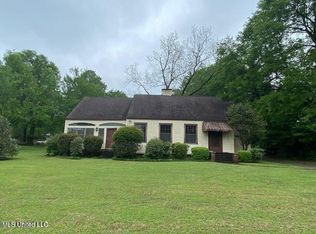 436 E Peace St, Canton, MS 39046