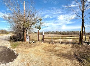 3248 Dale Ln, Dale, TX 78616