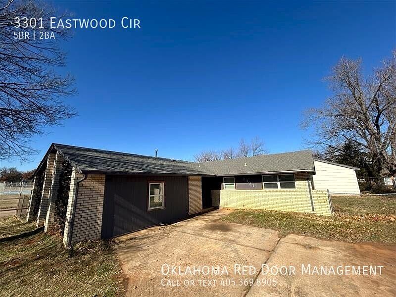 1st image of 3301 Eastwood Cir